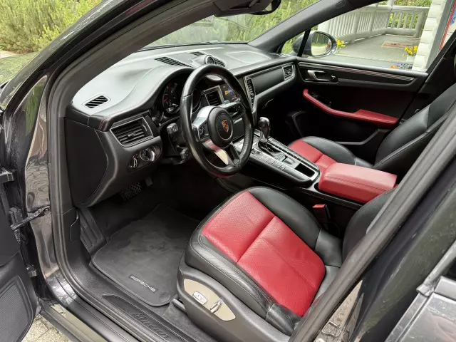 PORSCHE Macan Macan