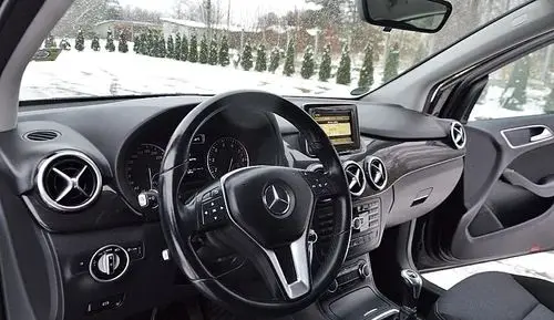 MERCEDES-BENZ Klasa B 