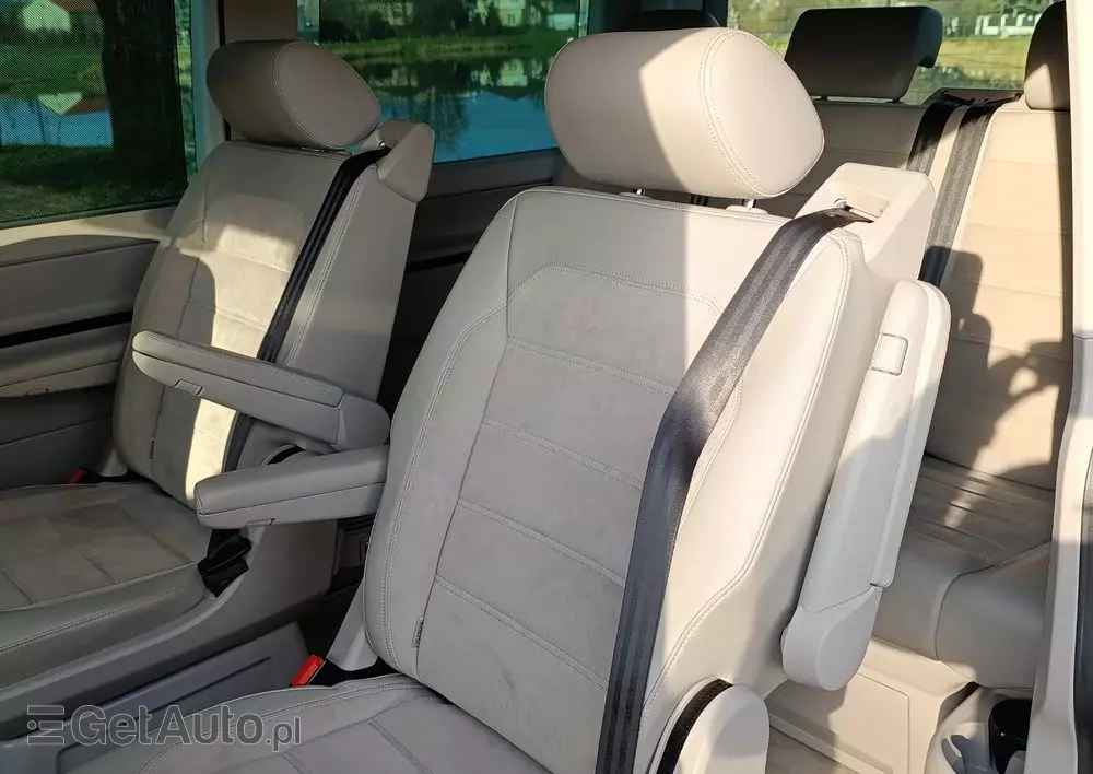 VOLKSWAGEN Multivan 2.0 BiTDI L1 Highline DSG