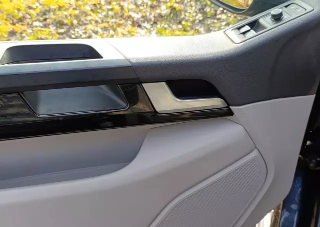 VOLKSWAGEN Multivan 2.0 BiTDI L1 Highline DSG