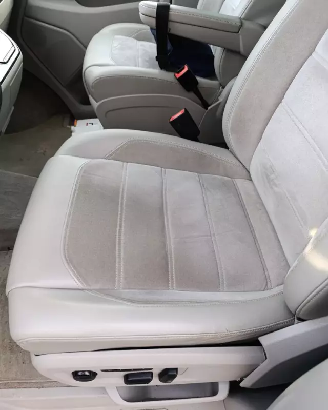 VOLKSWAGEN Multivan 2.0 BiTDI L1 Highline DSG