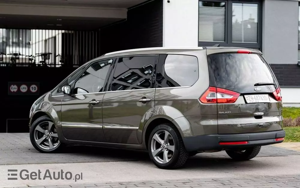 FORD Galaxy 1.6 T Trend