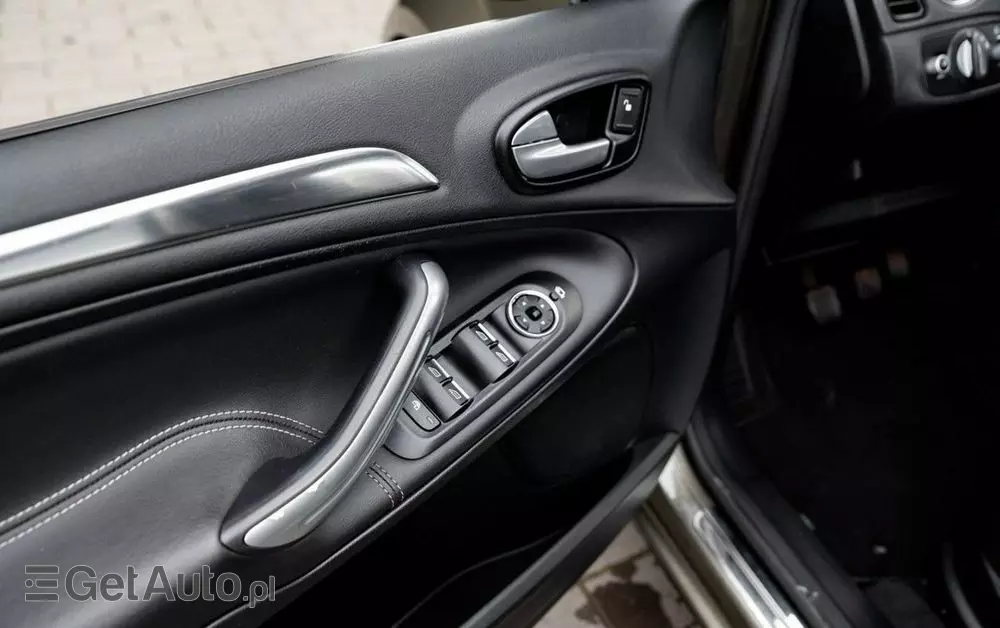 FORD Galaxy 1.6 T Trend