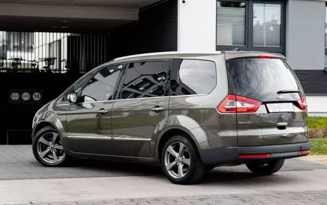 FORD Galaxy 1.6 T Trend