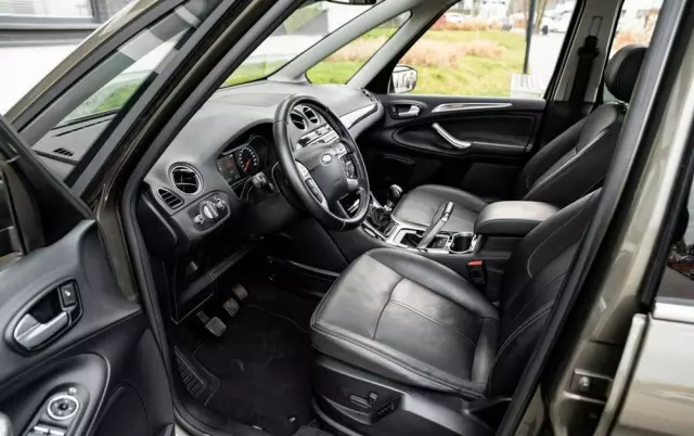 FORD Galaxy 1.6 T Trend