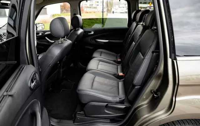 FORD Galaxy 1.6 T Trend