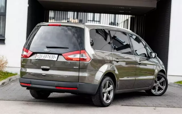 FORD Galaxy 1.6 T Trend