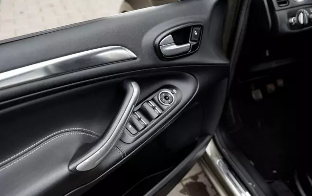 FORD Galaxy 1.6 T Trend