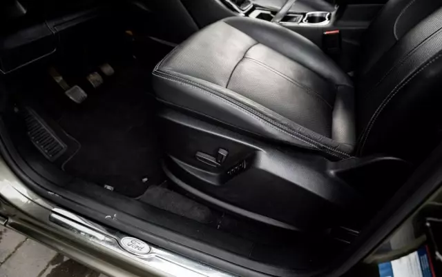 FORD Galaxy 1.6 T Trend