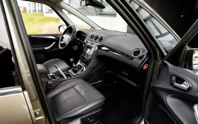 FORD Galaxy 1.6 T Trend