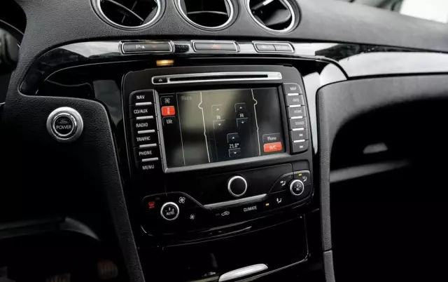 FORD Galaxy 1.6 T Trend