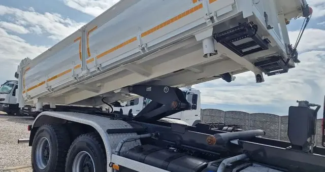 RENAULT C430 6x4 Wywrotka trzystronna Hydroburta, Jak Nowe 