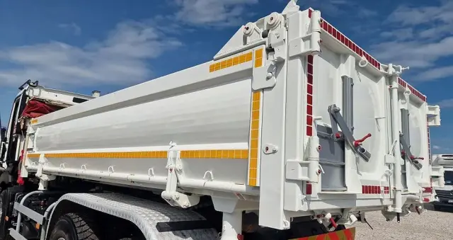 RENAULT C430 6x4 Wywrotka trzystronna Hydroburta, Jak Nowe 