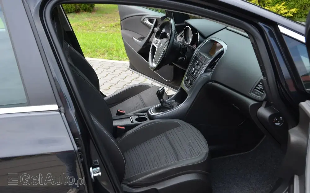 OPEL Astra 1.6 CDTI Active