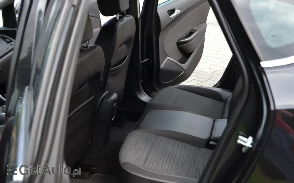 OPEL Astra 1.6 CDTI Active