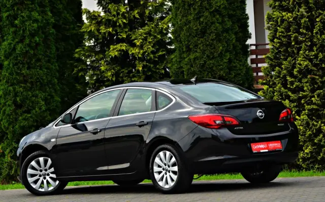 OPEL Astra 1.6 CDTI Active