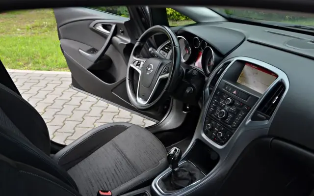 OPEL Astra 1.6 CDTI Active
