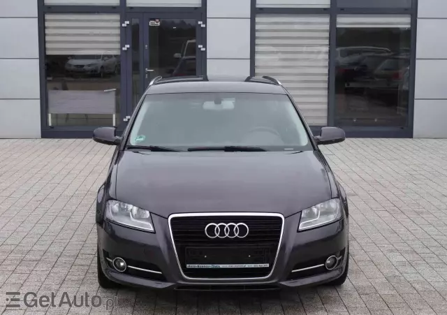 AUDI A3 2.0 TDI DPF Ambiente S tronic