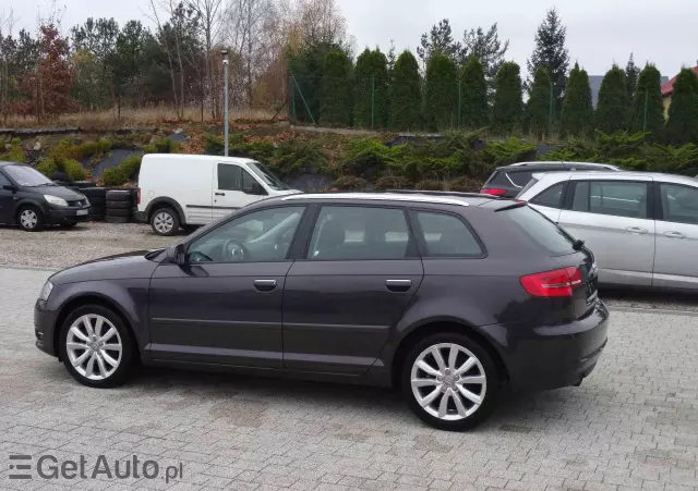 AUDI A3 2.0 TDI DPF Ambiente S tronic