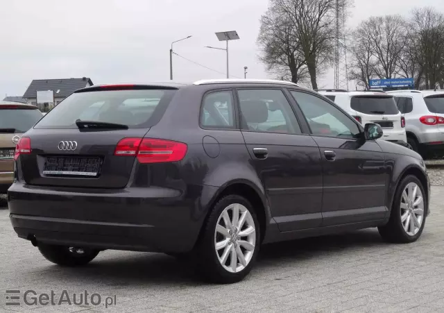 AUDI A3 2.0 TDI DPF Ambiente S tronic