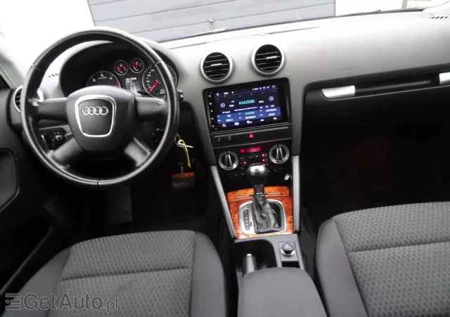 AUDI A3 2.0 TDI DPF Ambiente S tronic