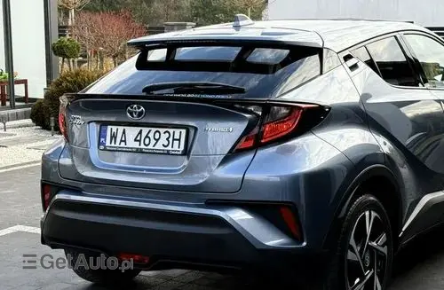 TOYOTA C-HR 