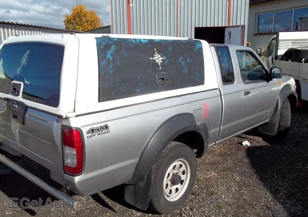NISSAN NP300 Pickup 