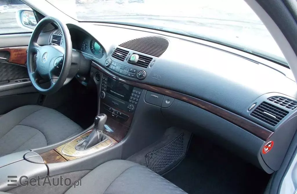 MERCEDES-BENZ Klasa E 