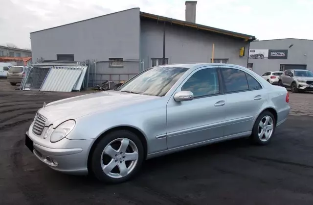 MERCEDES-BENZ Klasa E 