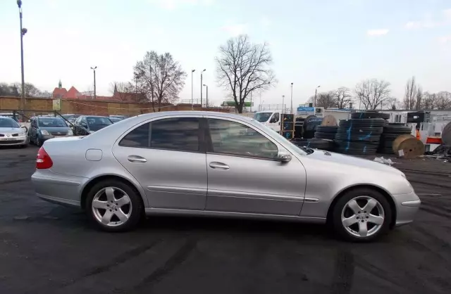 MERCEDES-BENZ Klasa E 