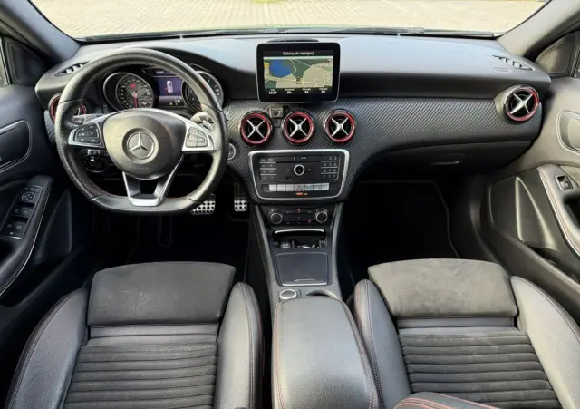 MERCEDES-BENZ Klasa A 250 7G-DCT Sport