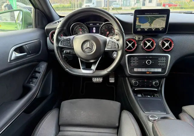 MERCEDES-BENZ Klasa A 250 7G-DCT Sport