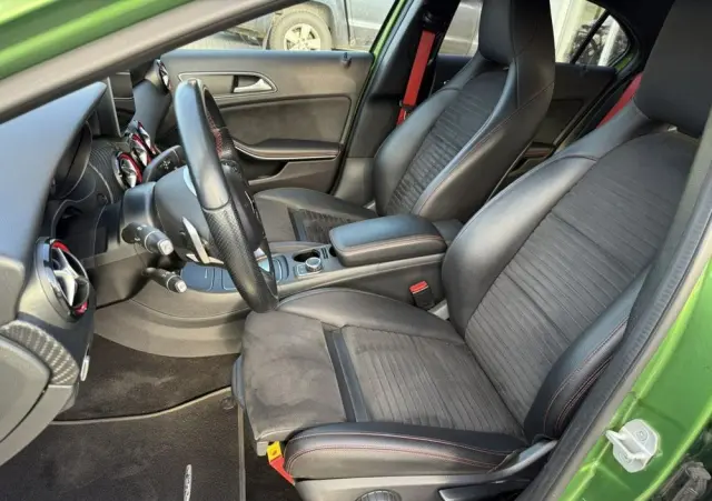 MERCEDES-BENZ Klasa A 250 7G-DCT Sport