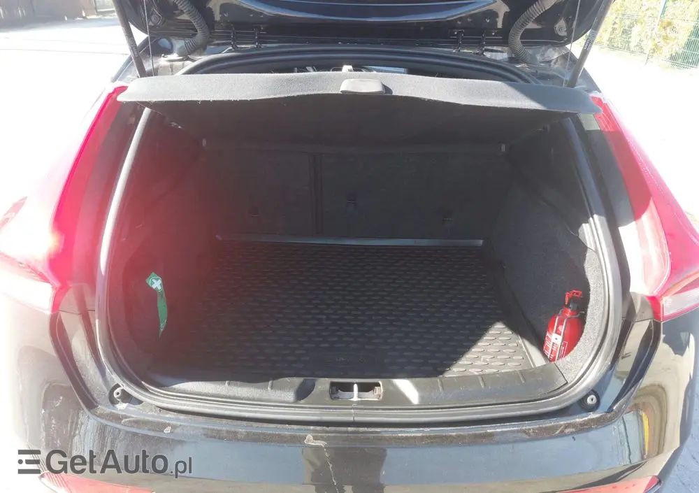 VOLVO V40 D2 Momentum