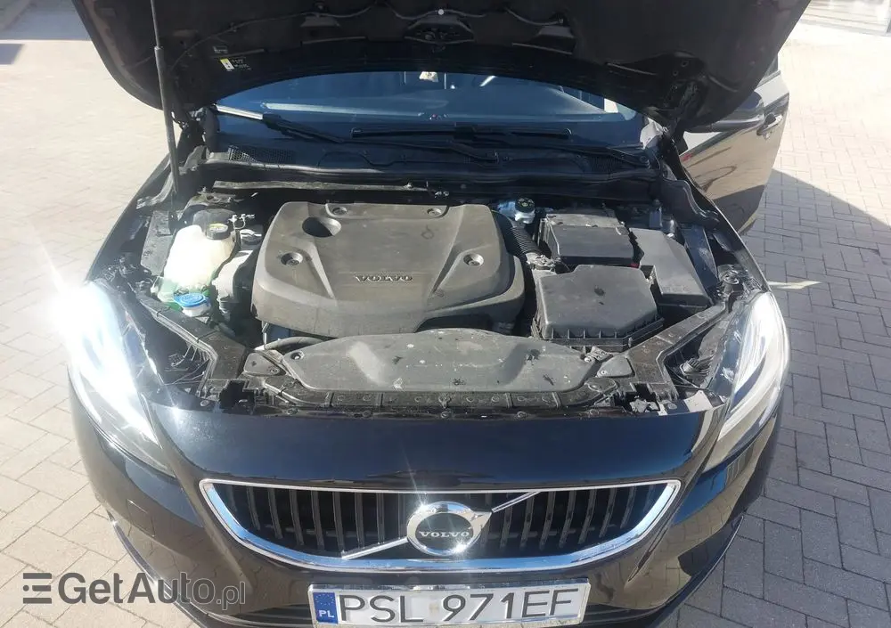 VOLVO V40 D2 Momentum