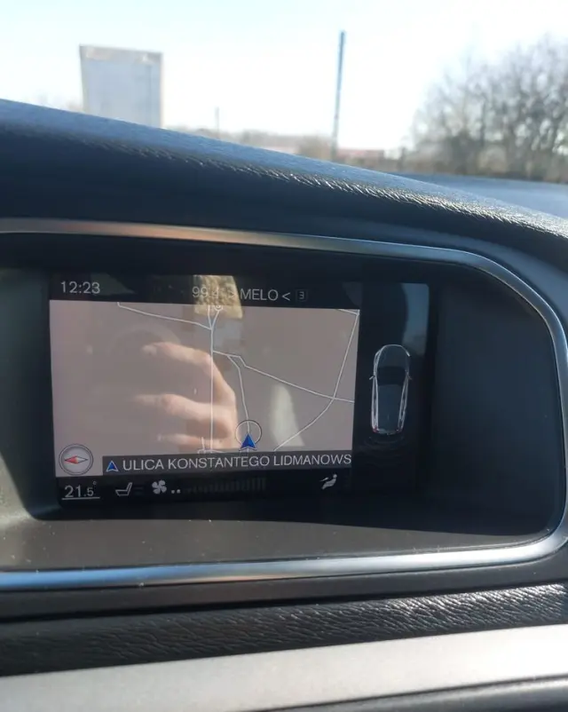 VOLVO V40 D2 Momentum