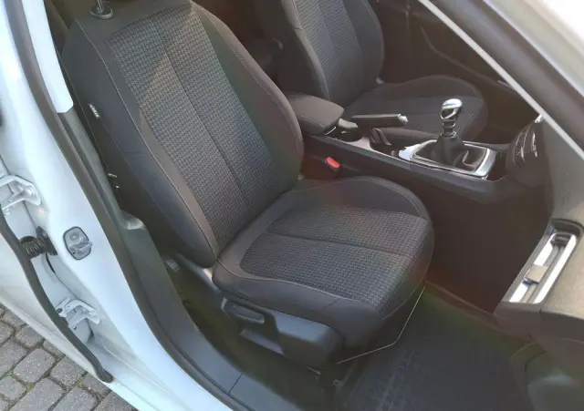 PEUGEOT 308 1.5 BlueHDi Active Pack Business S&S