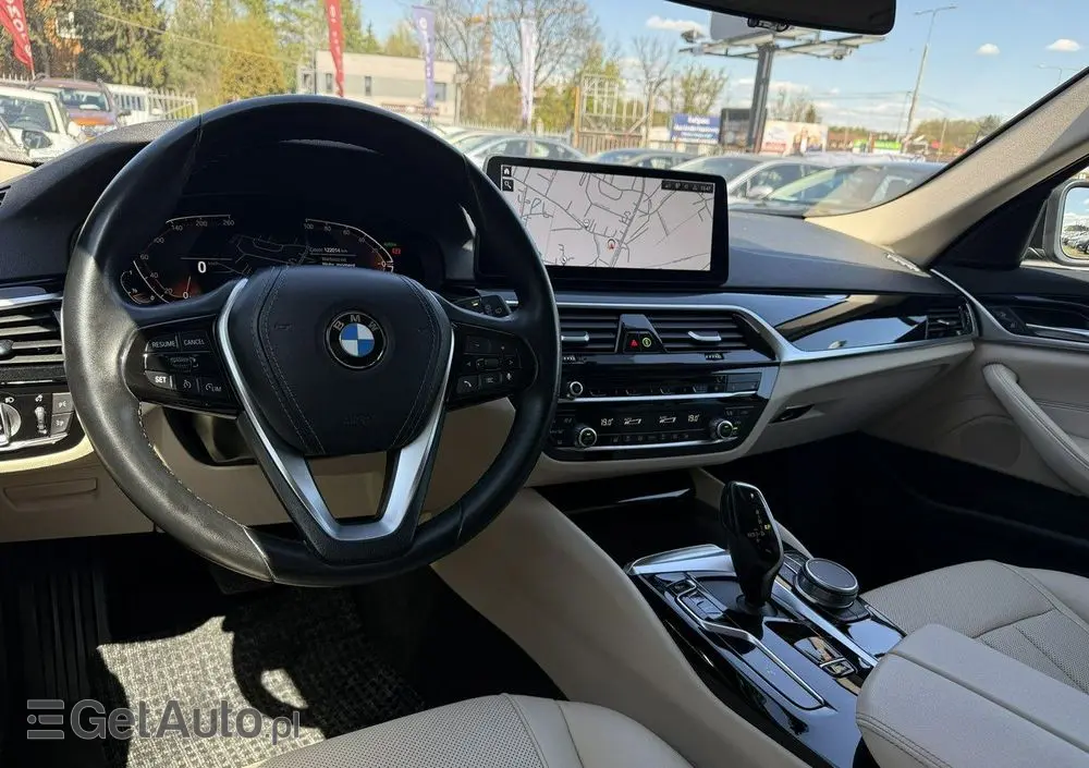 BMW Seria 5 518d mHEV Business Edition
