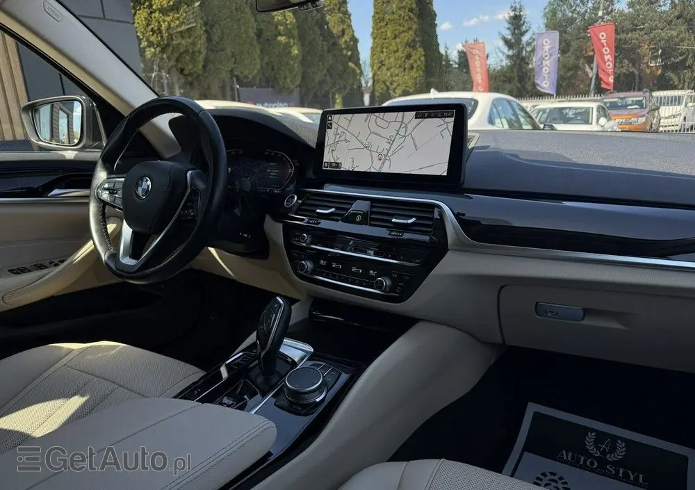 BMW Seria 5 518d mHEV Business Edition