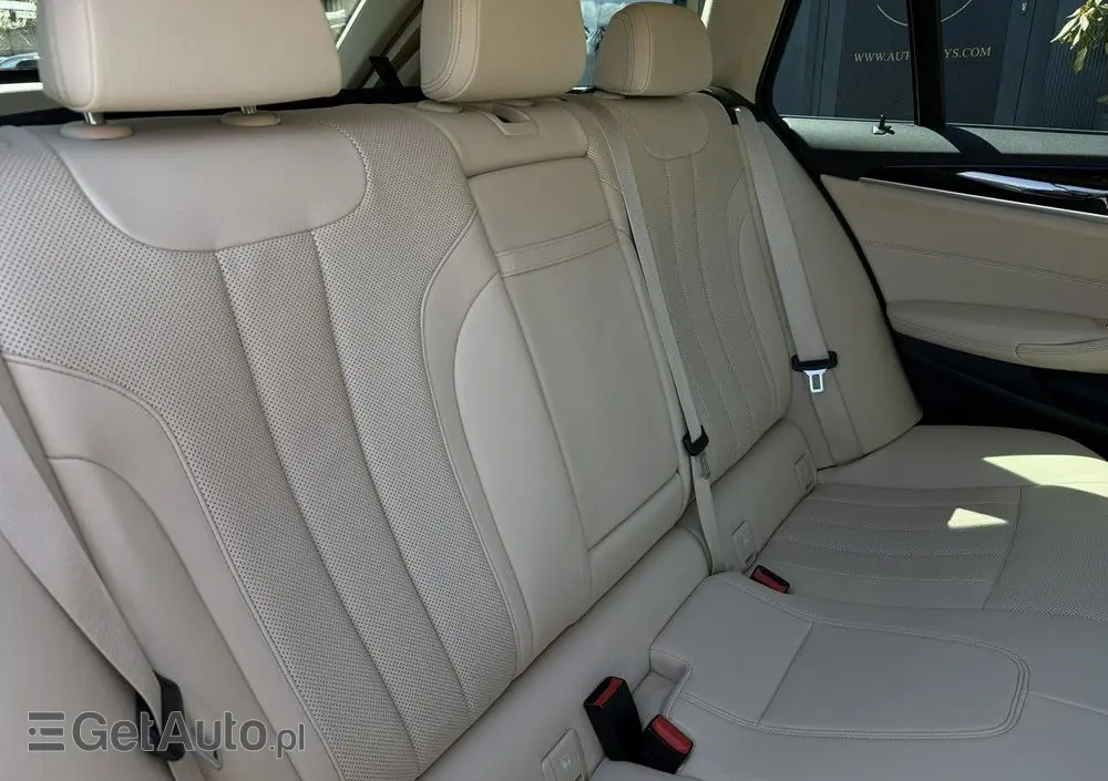 BMW Seria 5 518d mHEV Business Edition