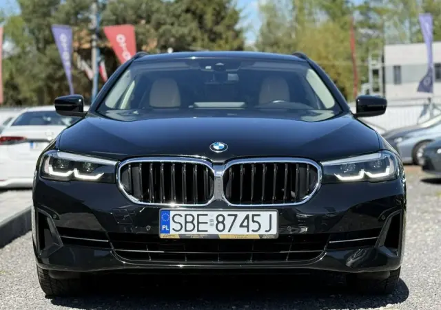 BMW Seria 5 518d mHEV Business Edition
