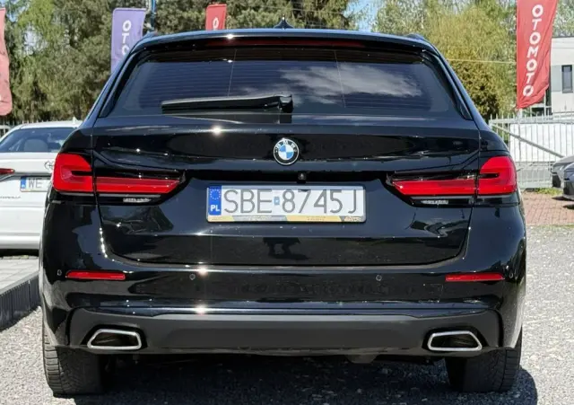 BMW Seria 5 518d mHEV Business Edition
