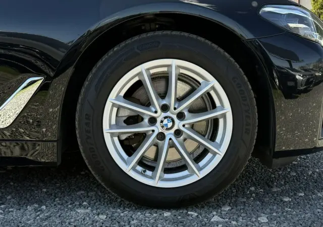 BMW Seria 5 518d mHEV Business Edition
