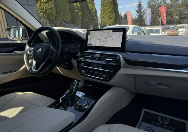 BMW Seria 5 518d mHEV Business Edition