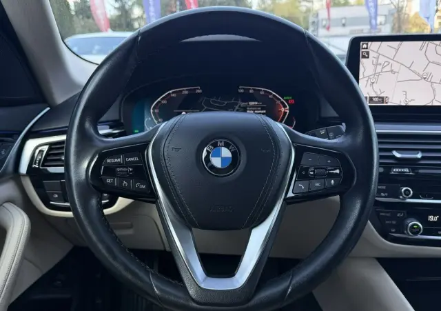 BMW Seria 5 518d mHEV Business Edition