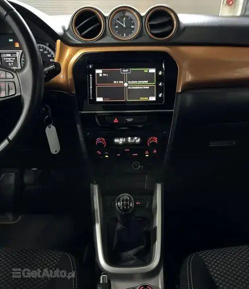 SUZUKI Vitara 