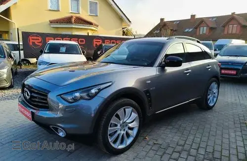 INFINITI QX70 