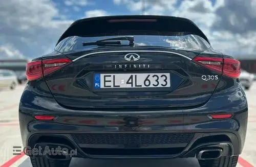 INFINITI Q30 