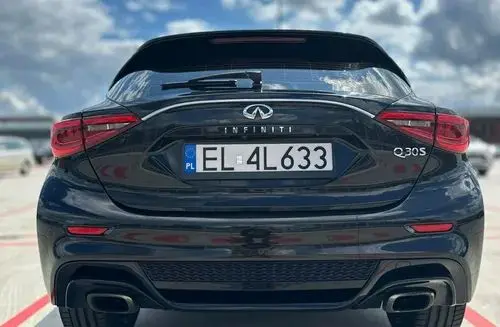 INFINITI Q30 