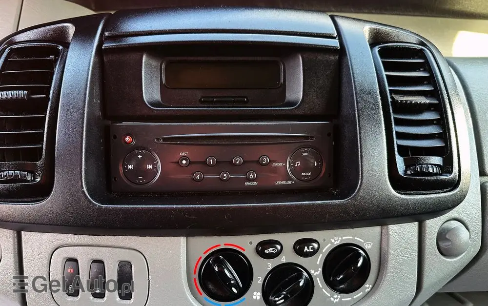 RENAULT Trafic II L2H1 